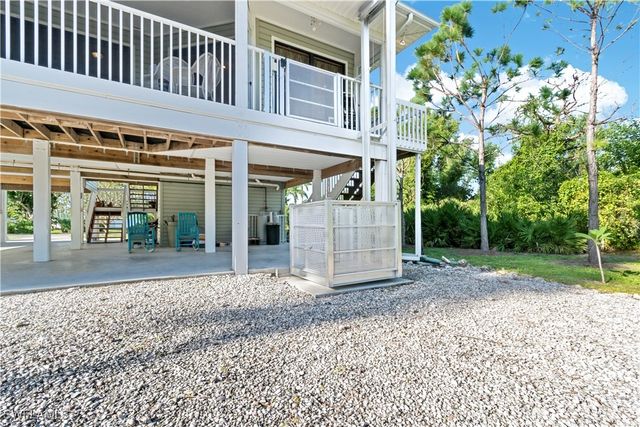 4403 Lake Heather CIR, St James City, FL 33956