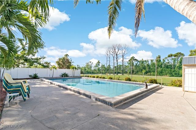 4403 Lake Heather CIR, St James City, FL 33956