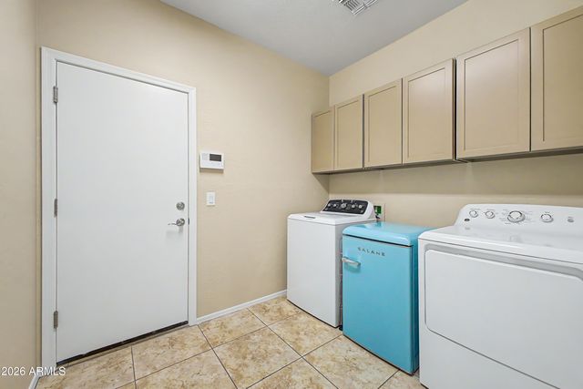 2328 W MELODY Drive, Phoenix, AZ 85041