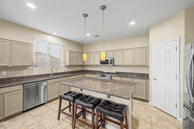 2328 W MELODY Drive, Phoenix, AZ 85041