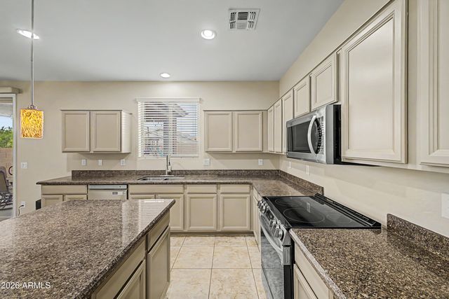 2328 W MELODY Drive, Phoenix, AZ 85041