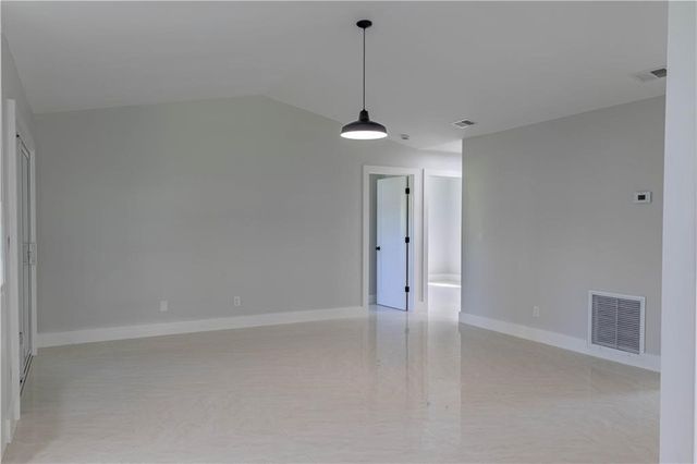 5740 36th Place, Vero Beach, FL 32966