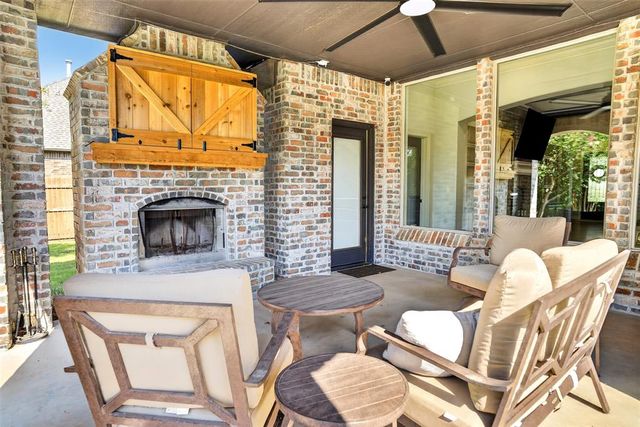 800 Tacoma Bridge Court, Edmond, OK 73034