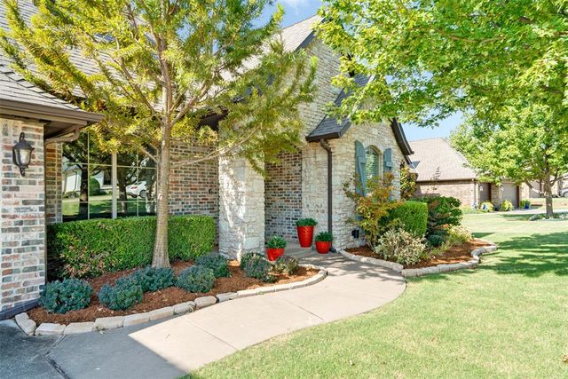 800 Tacoma Bridge Court, Edmond, OK 73034