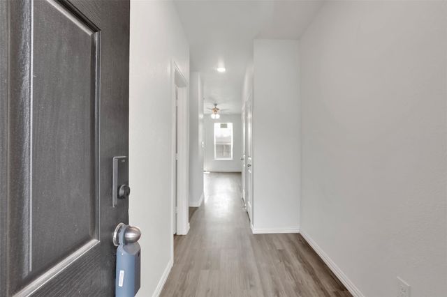 1608 Ash Crescent Street, Fort Worth, TX 76104