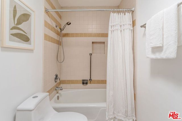 6251 Coldwater Canyon Avenue 310, Valley Glen, CA 91606