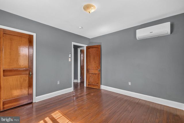 3322 MORAVIA RD, Baltimore, MD 21214