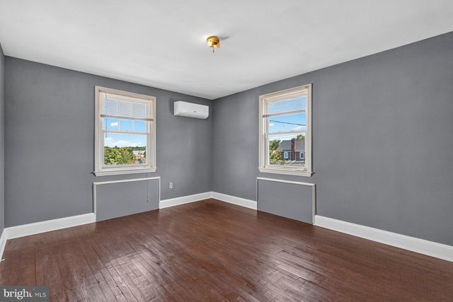 3322 MORAVIA RD, Baltimore, MD 21214