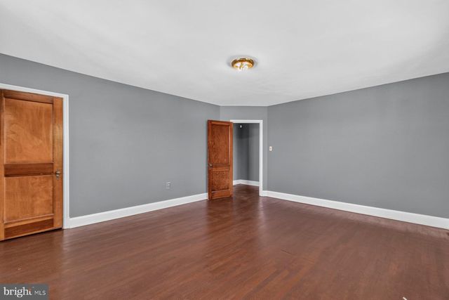 3322 MORAVIA RD, Baltimore, MD 21214