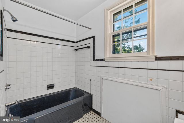 3322 MORAVIA RD, Baltimore, MD 21214