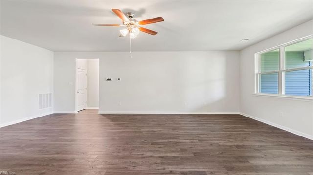 1271 Kidbrooke ST, Chesapeake, VA 23322