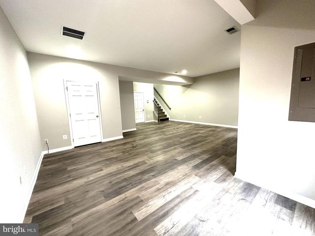 22609 WELBORNE MANOR SQ, Ashburn, VA 20148