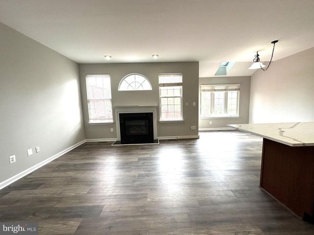 22609 WELBORNE MANOR SQ, Ashburn, VA 20148