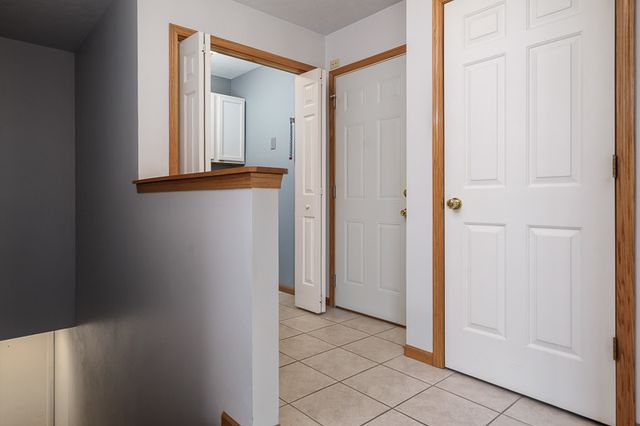 212 ROYAL Avenue, Belvidere, IL 61008