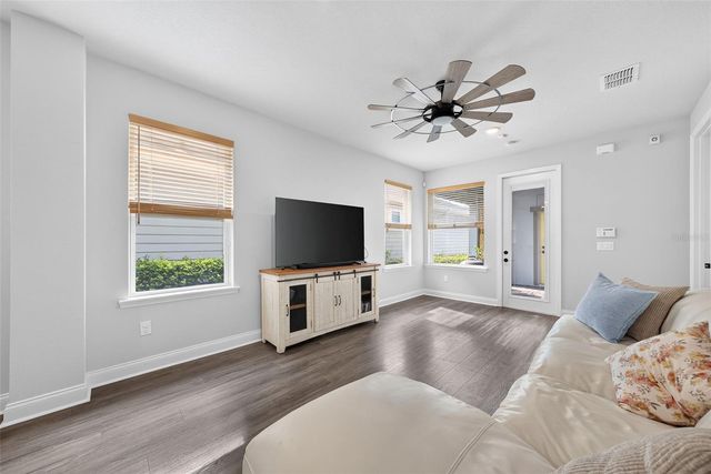 6939 HIGGS ALLEY, Orlando, FL 32827