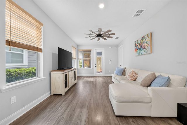 6939 HIGGS ALLEY, Orlando, FL 32827