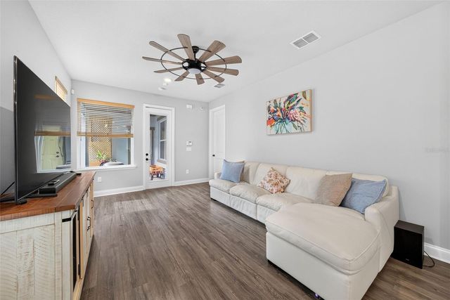 6939 HIGGS ALLEY, Orlando, FL 32827