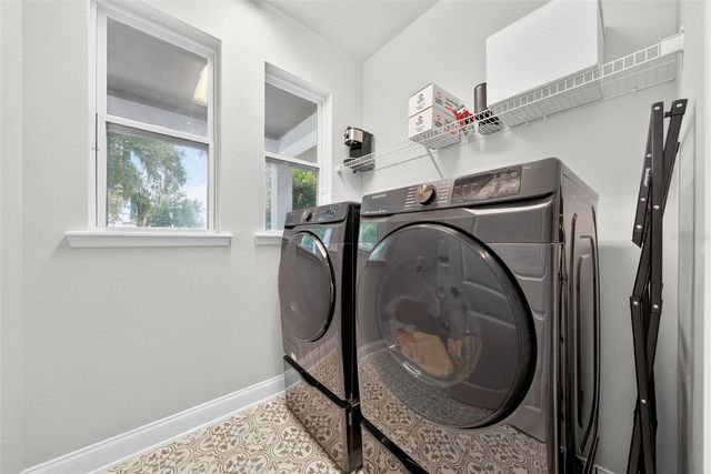 6939 HIGGS ALLEY, Orlando, FL 32827