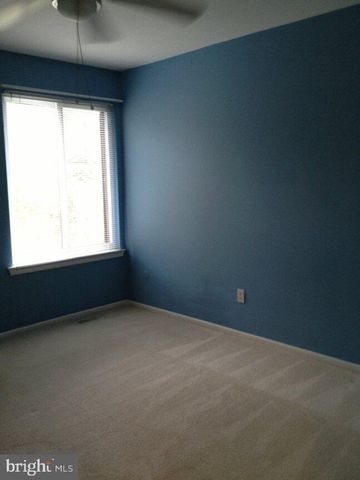 130 GRANITE HILL CT, Langhorne, PA 19047