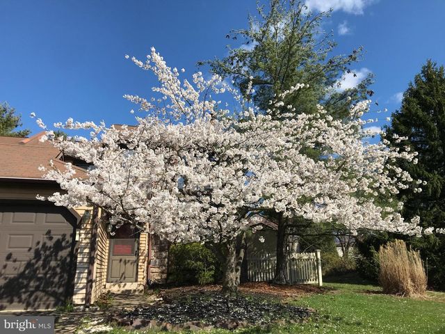 130 GRANITE HILL CT, Langhorne, PA 19047