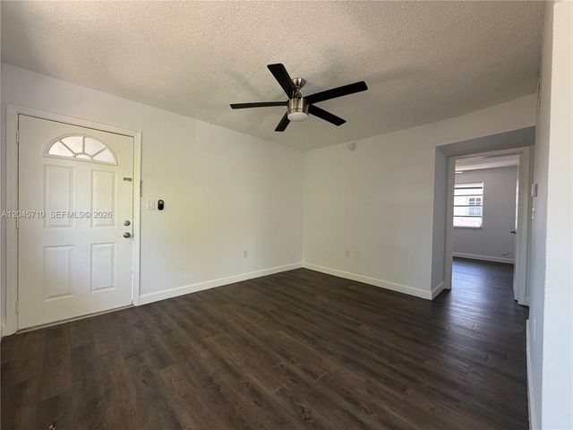 5954 NE 4th Court 6, Miami, FL 33137