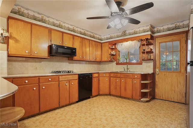 469 Lodi Street, Akron, OH 44305