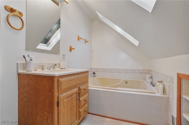 469 Lodi Street, Akron, OH 44305