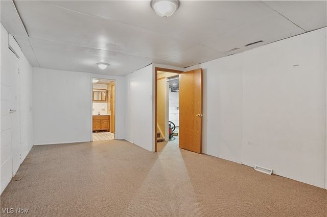 469 Lodi Street, Akron, OH 44305