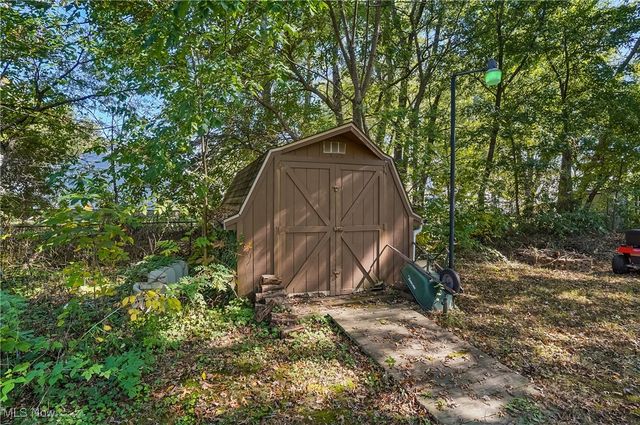 469 Lodi Street, Akron, OH 44305