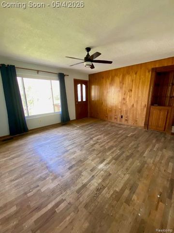 336 Park Lane, Linden, MI 48451