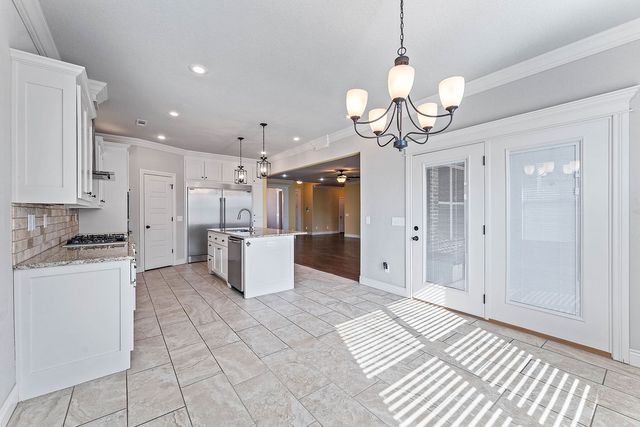 2512 S Horizon Boulevard, Rogers, AR 72758