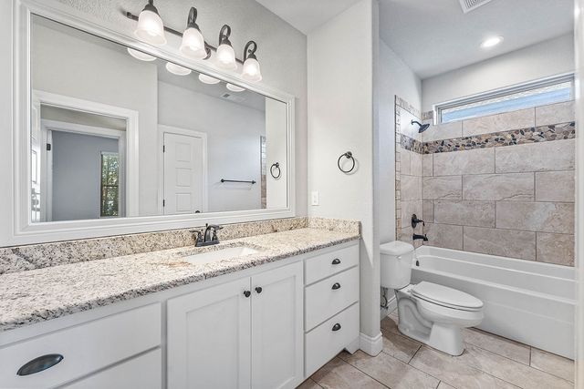 2512 S Horizon Boulevard, Rogers, AR 72758