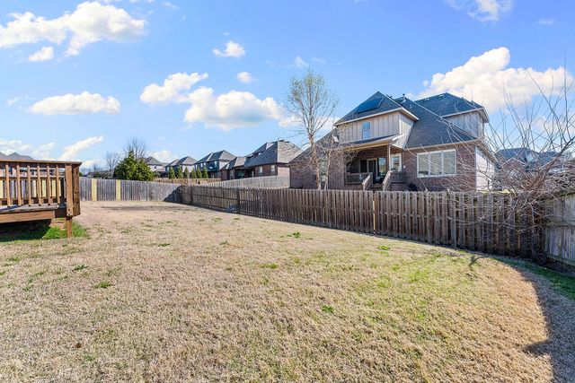 2512 S Horizon Boulevard, Rogers, AR 72758