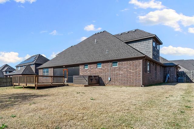 2512 S Horizon Boulevard, Rogers, AR 72758