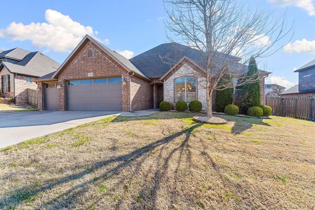 2512 S Horizon Boulevard, Rogers, AR 72758