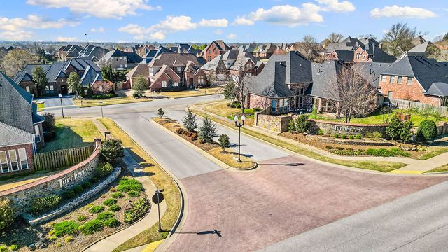 2512 S Horizon Boulevard, Rogers, AR 72758