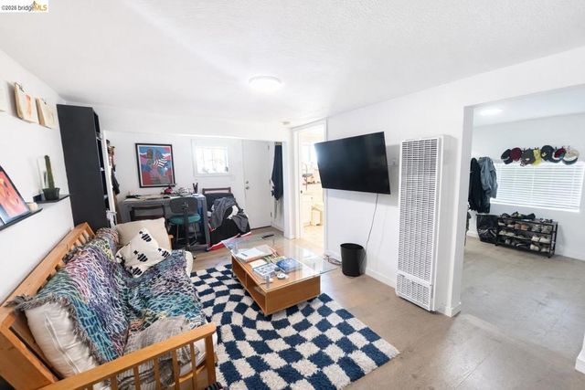 2045 Emerson St, Berkeley, CA 94703