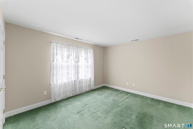 18 Spring Ridge Court 18, Danbury, CT 06811