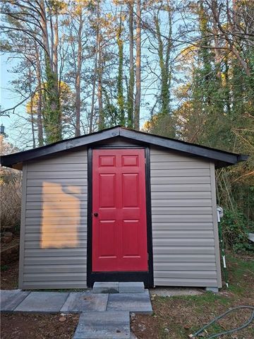 582 Martin Road, Stone Mountain, GA 30088