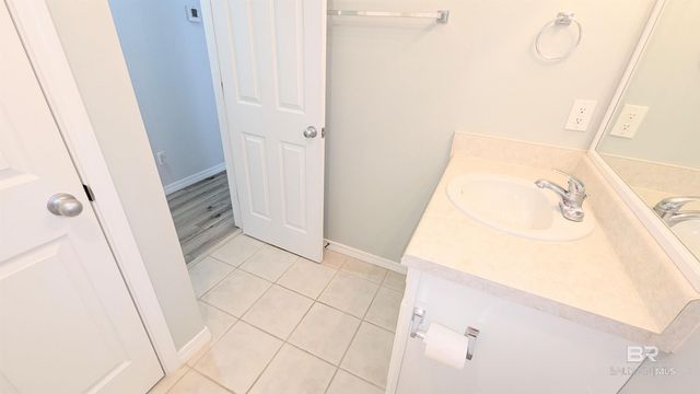2758 Manuel Circle, Lillian, AL 36549