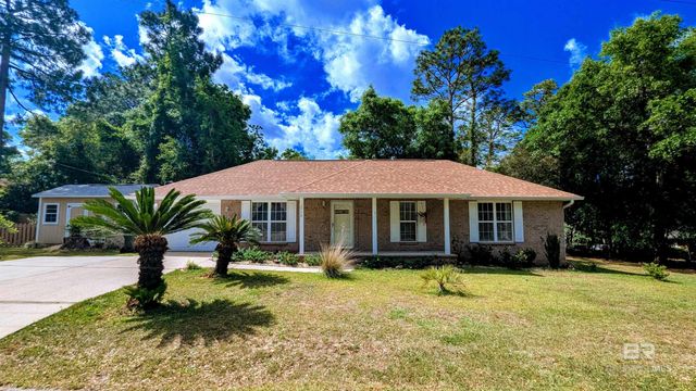 2758 Manuel Circle, Lillian, AL 36549