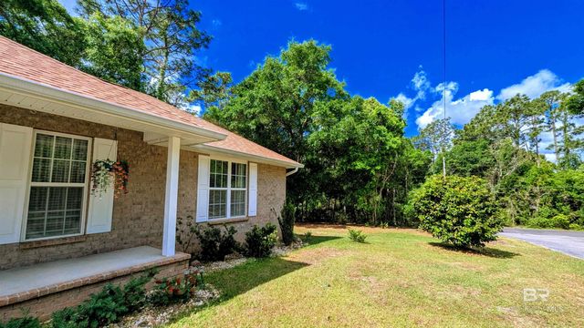 2758 Manuel Circle, Lillian, AL 36549