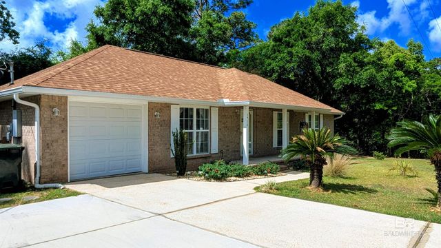 2758 Manuel Circle, Lillian, AL 36549
