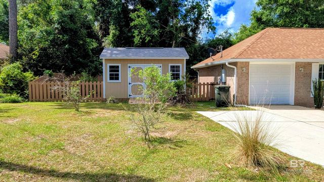 2758 Manuel Circle, Lillian, AL 36549