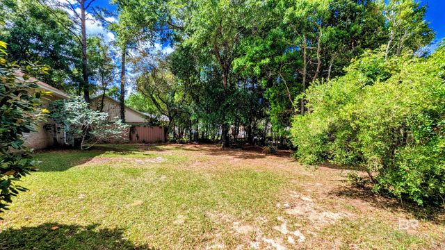 2758 Manuel Circle, Lillian, AL 36549
