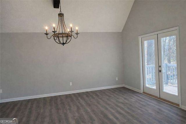 5825 Stonehaven Drive NW, Kennesaw, GA 30152