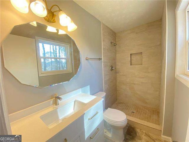 5825 Stonehaven Drive NW, Kennesaw, GA 30152