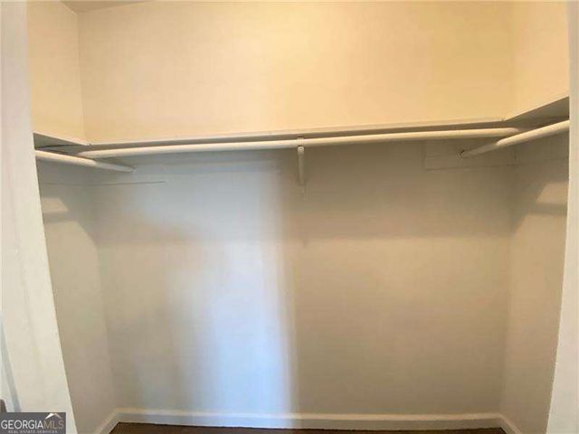 5825 Stonehaven Drive NW, Kennesaw, GA 30152