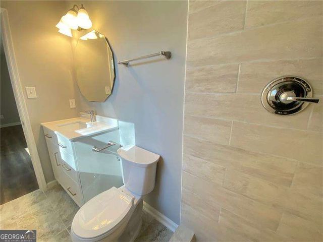 5825 Stonehaven Drive NW, Kennesaw, GA 30152