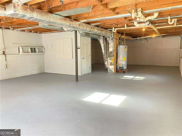 5825 Stonehaven Drive NW, Kennesaw, GA 30152